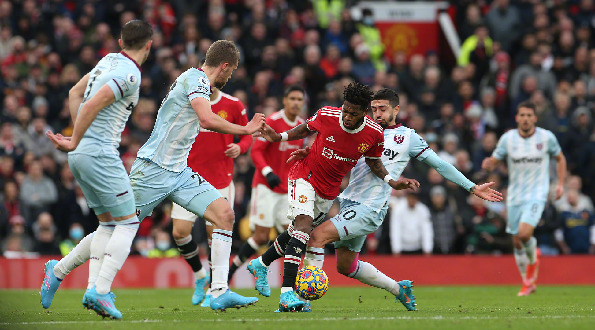 示出极高的 示出极高的